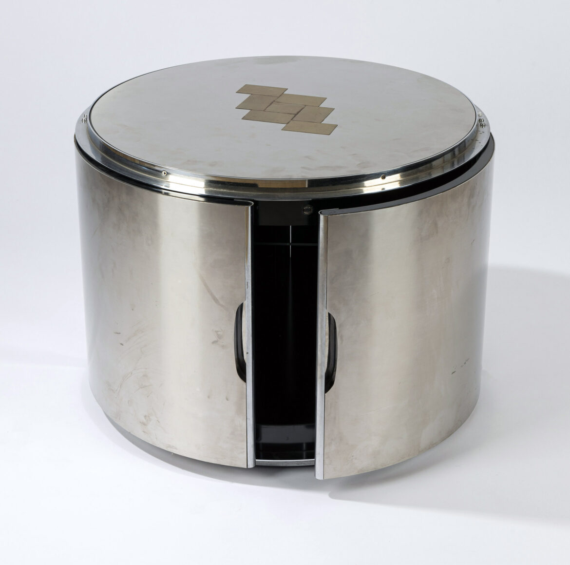 Metallarte -tavolino bar